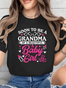 An Inspirational Phrase Celebrating The Joy Of Becoming A Grandmother, Surrounded By Pink Hearts And Sweet Baby Symbols. Perfect For Showing Family Love And Pride. A Comfortable And Stylish Casual Women's T-Shirt. - 黑色 - 查看 1