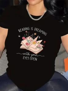 An Open Book Filled With Colorful Flowers Symbolizes How Reading Can Transform The Mind Into A Garden Of Waking Dreams, Inspiring Creativity, Imagination, And Serenity. A Comfortable, Casual Women's T-Shirt For Everyday Wear. - 黑色 - 查看 6