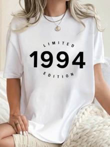 El número 1994 simboliza una edición especial que evoca recuerdos únicos y un espíritu de exclusividad para quienes valoran la autenticidad y la moda contemporánea camiseta de mujer casual moderna cómoda ideal para uso diario - Blanco - Ver 6