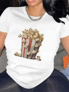 Popcorn Box Symbolizing Joyful Moments At The Movies And Shared Fun With Friends, Reflecting A Youthful And Relaxed Spirit. Comfortable And Modern Casual Women's T-Shirt For Everyday Wear. - 白色 - 查看 1