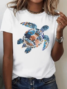 Turtle Made Of Coral, Fish And Ocean Elements Symbolizing The Union Between Marine Life And Natural Balance. Comfortable Casual Women's T-Shirt For Summer And Everyday Wear - 白色 - 查看 6