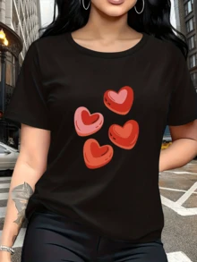 Four Red Hearts Symbolize Passion, Affection, And Positive Energy, Forming A Cheerful Design That Conveys Tenderness And Confidence. This Women's Casual T-Shirt Is Comfortable, Modern, And Attractive, Perfect For Everyday Wear. - 黑色 - 查看 1