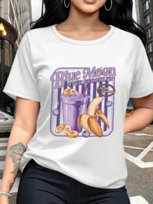 Golden Banana And Purple Smoothie Under The Blue Moon That Illuminates The City With Magical Energy And Modern Charm. Comfortable Urban Casual Women's T-Shirt - 白色 - 查看 1