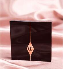 Charlotte-Tilbury [3.2克] CHARLOTTE TILBURY Pillow Talk 眼影盘，柔和棕色调，细腻粉质，适合日常妆容和新手，大地色系 - Pillow Talk - 3.2g - 查看 3