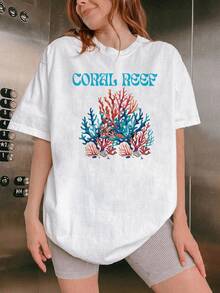 Colorful Coral Reef Symbolizing The Vitality Of The Ocean And The Connection With The Vibrant Marine Life. Women's Casual Fit T-Shirt, Comfortable For Everyday Wear. - 白色 - 查看 1