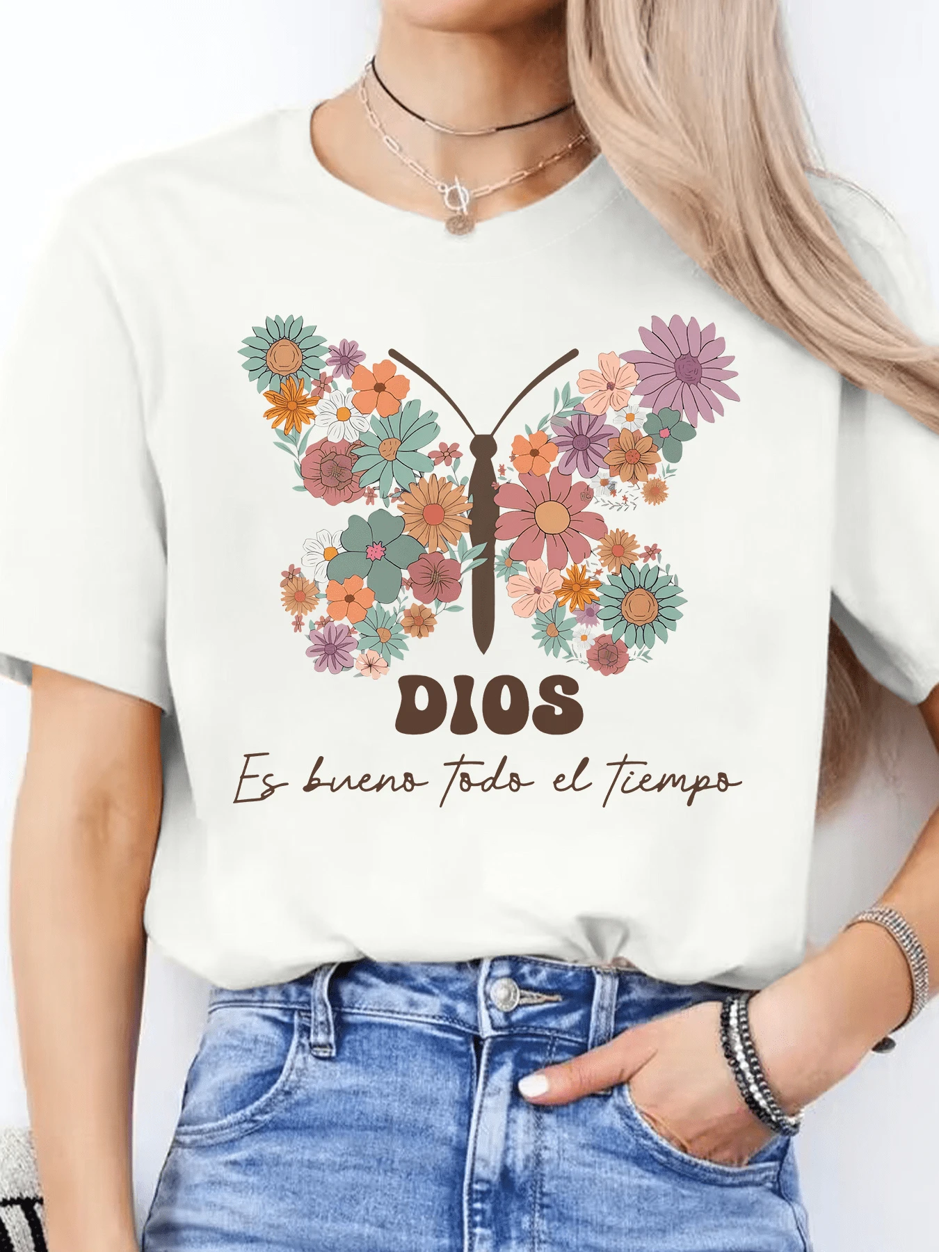 Butterfly Formed By Colorful Flowers Symbolizing Hope, Faith, And Divine Goodness. Message: God Is Good All The Time. Casual, Comfortable, And Modern Women's T-Shirt For Everyday Wear. - 白色 - View 1