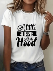 Women's Gray Bohemian-Style T-Shirt With A Black Hat Print,  Letter Print Tee With Fun Typography, Casual Summer Top With A Round Neck And Short Sleeves, Suitable For Vacations And Festive Occasions, Loose And Comfortable Fit, Unique And Distinctive Item. New Arrivals For Summer. - 白色 - 查看 1