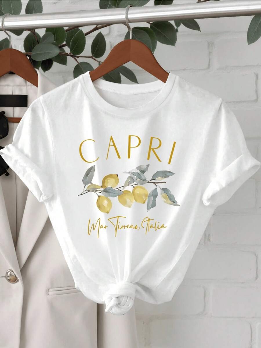Branches With Golden Lemons Evoke The Freshness Of Summer In Italy And Convey Joy And Serenity With Elegant Lettering. Modern Casual Women's T-Shirt Ideal For Everyday Wear - 白色 - 查看 1