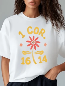 A Central Red Flower With Radiant Petals And Details In Warm Tones Symbolizes Love And Strength, Inspiring Positive Energy In Every Glance. A Modern, Casual, Comfortable Women's T-Shirt For Everyday Wear. - 白色 - 查看 6