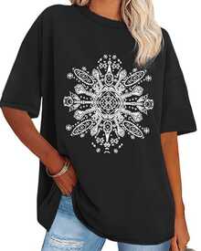 Symmetrical Floral Mandala Representing Balance, Inner Peace, And Positive Energy With Fine Details That Evoke Harmony And Spiritual Beauty. Comfortable, Modern Casual Women's T-Shirt For Everyday Wear. - 黑色 - 查看 8