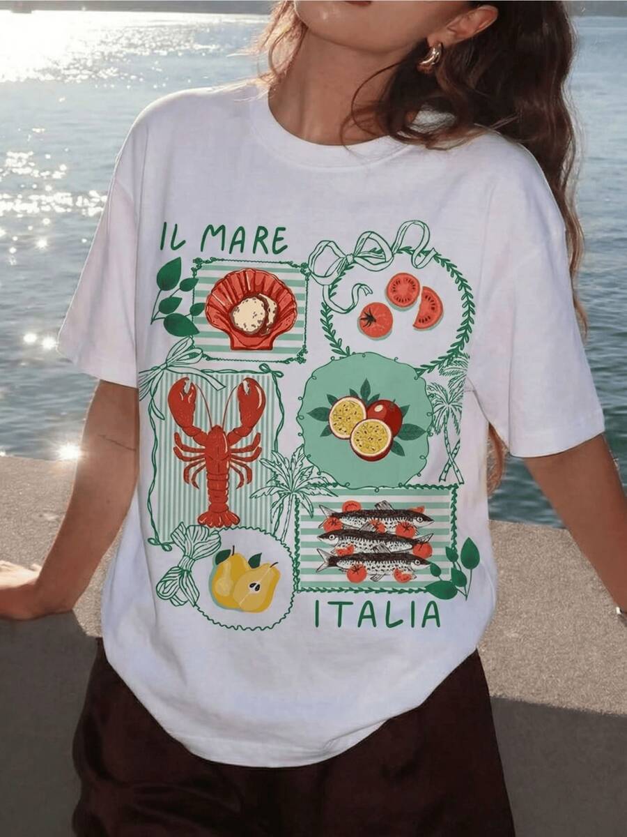 Seascape With Seafood, Fruit, Lemon, Tomato, And Fish Evoking Italy And The Freshness Of Summer. Casual, Comfortable, And Modern Women's T-Shirt For Everyday Wear. - 白色 - 查看 1