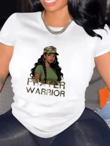 Woman Wearing A Camouflage Cap, Displaying Inner Strength And Powerful Faith, Symbolizes Spiritual Courage And Positive Energy. Ideal For Expressing Confidence And Determination. Casual, Comfortable, Modern Women's T-Shirt. - 白色 - 查看 6