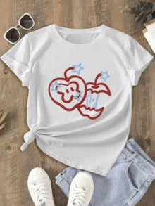 Red Apples With Playful Contours And Blue Stars Evoke A Fun Air Of Spontaneous Energy And Artistic Charm. Modern Casual Women's T-Shirt For Everyday Wear. - 白色 - 查看 1