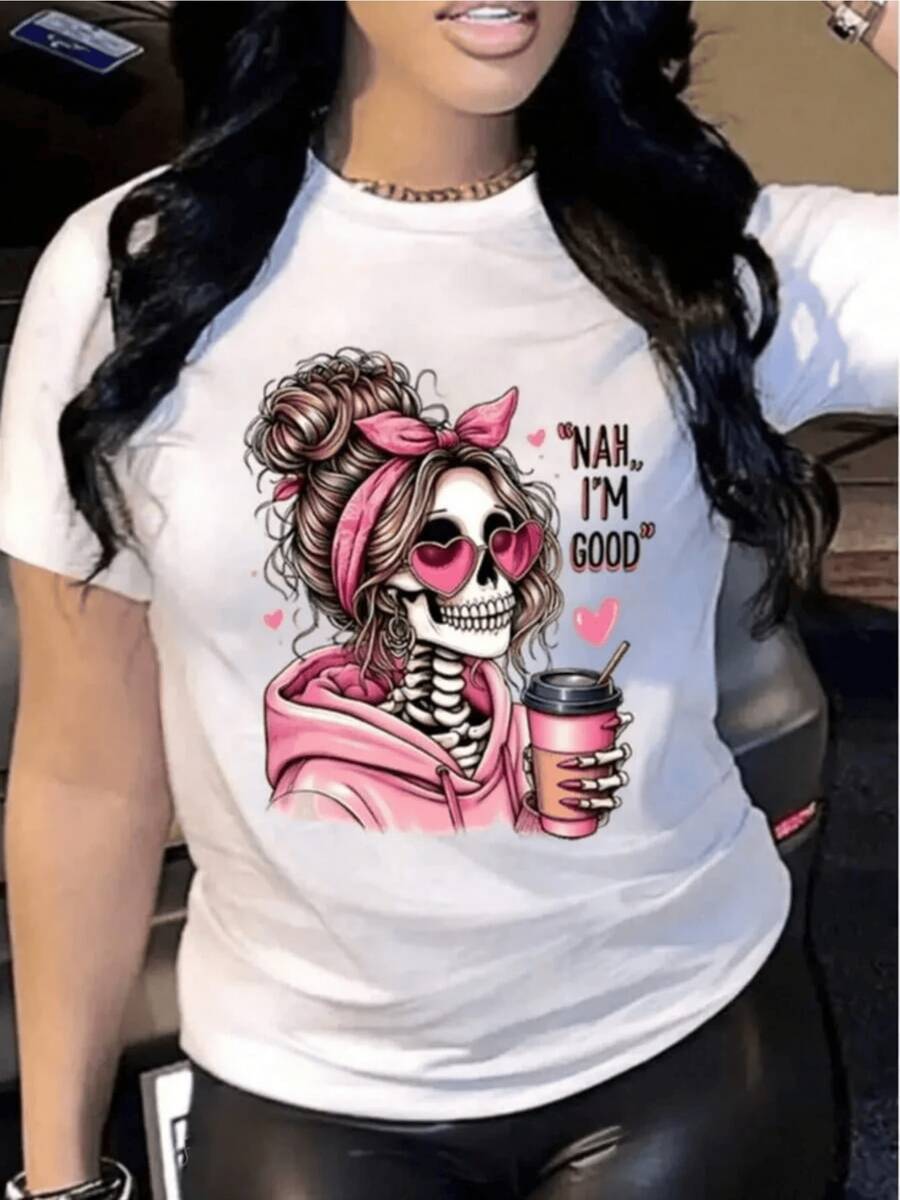 Female Skull With Heart-Shaped Glasses And Pink Scarf Holding A Drink, Displaying A Relaxed Style And Positive Attitude. Comfortable, Modern Casual Women's T-Shirt For Everyday Wear. - 白色 - 查看 1