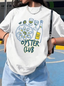 Fresh Oysters Opened With Lemon Slices Next To Wine Glasses And A Bottle Symbolizing Relaxed Moments By The Sea, Conveying A Feeling Of Summer And Friendship. Comfortable White Casual Women's T-Shirt For Everyday Wear - 白色 - 查看 1