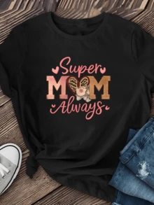 Pink Hearts Accompany A Message Celebrating A Mother's Strength And Tenderness, With The Text "Super Mom Always" Surrounded By Flowers And Animal Print Patterns That Inspire Love And Gratitude. This Comfortable, Casual Women's T-Shirt Makes A Special Gift. - 黑色 - 查看 1