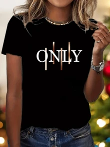The Word ONLY With Vertical Gold Lines Symbolizes Strength, Confidence, And Modern Elegance In Every Movement. This Comfortable, Casual Women's T-Shirt Is Ideal For Everyday Wear Or Meetings. - 黑色 - 查看 8