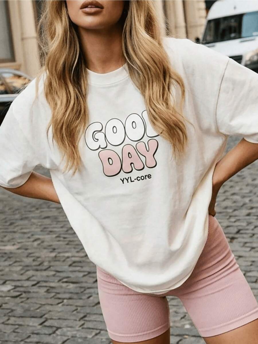Positive Phrase That Inspires Optimistic Energy And Transmits Joy To Start The Day With A Smile And Relaxed Attitude. Women's Casual Modern T-Shirt, Comfortable And Perfect For Everyday Wear. - 白色 - 查看 1