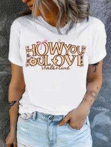 Frase inspiradora con letras creativas que expresan cariño con tonos cálidos y un lazo rosa simbolizando ternura y alegría ideal para transmitir amor sincero camiseta de mujer casual moderna cómoda para uso diario - Blanco - Ver 6