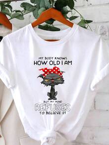 Mi cuerpo envejece, pero mi mente se niega a admitirlo. PERO MI MENTE SE NIEGA A CREERLO" Camiseta de Moda Casual para Mujer de Talla Grande con Estampado de Gato Negro Arrogante, Cuello Redondo, para Primavera y Verano, para Uso Diario, Compras y Fiestas, Estilo Básico Universal - Blanco - Ver 9