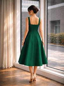 Women's Midi Dress With Square Neckline And Defined Waist | Elegant Midi Dress | Tailored Style | Defined Waist | Perfect Mother's Day Gift - 翠綠色 - 查看 2