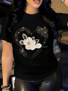 A Heart Formed By Bright Lines Surrounding White Flowers Symbolizes Purity, Love, And Feminine Energy, Perfect For Expressing Elegance And Delicacy. This Modern, Comfortable, Casual Women's T-Shirt Is Ideal For Everyday Wear. - 黑色 - 查看 8