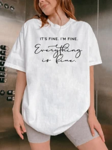 Motivational Phrase That Conveys Calm And Resilience In The Face Of Daily Challenges, Reminding You To Maintain Serenity And Confidence. Casual Women's T-Shirt With A Positive And Modern Message For Everyday Use. - 白色 - 查看 6