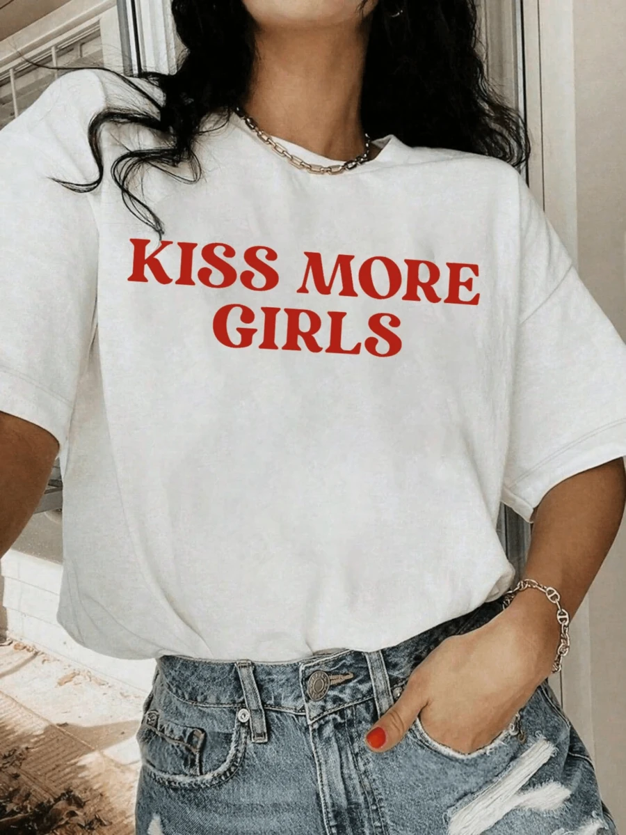 2026 Summer Women's Y2K Graphic Tees, Independence Day Pride Month Graduation Back To School Teacher Theme Loose Casual Oversized T-Shirt, Plus Size Tops,Girl Kisser  Shirt, Lesbian  Pride Shirt, Sapphic Love Tee, Gifts For Lesbian, LGBTQ Girlfriend Gift, Kiss More Girls - 白色 - 查看 1