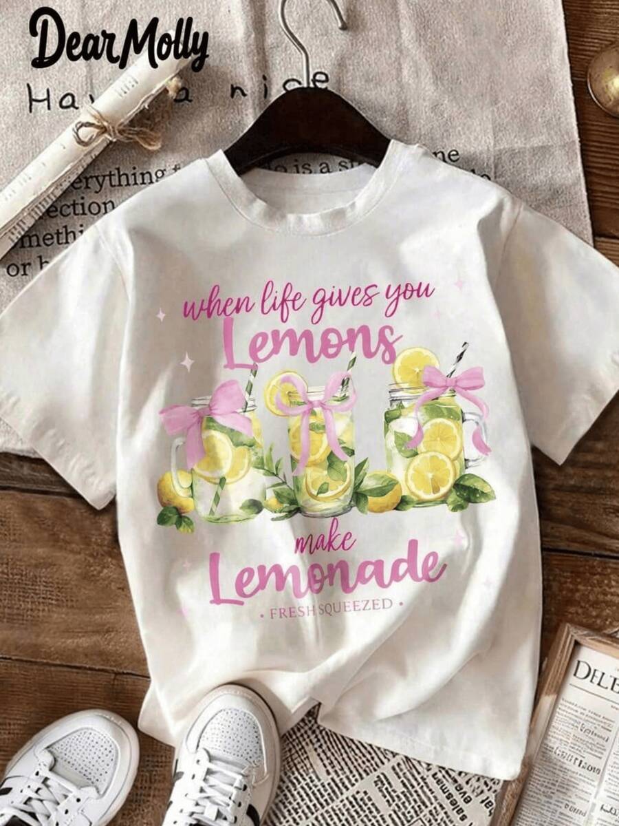 Fresh Lemon Motifs With Pink Ribbons Evoke Positive Energy And Optimism, Reminding Us To Transform Difficult Moments Into Inspiring Sweetness. Modern Casual Women's T-Shirt - 白色 - 查看 1