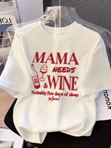 A Bottle Of Wine And A Glass Represent A Relaxing Moment For Mothers Who Enjoy Rest And Humor With A Modern Touch. This Casual, Comfortable, And Fun Women's T-Shirt Is Perfect For Everyday Wear. - 白色 - 查看 6
