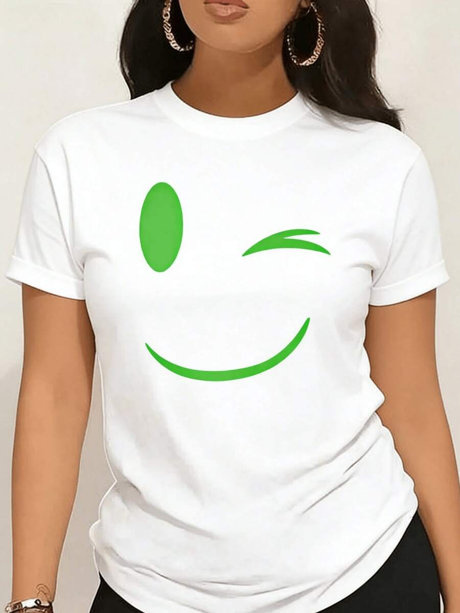 A Green Wink That Expresses Joy, Optimism And Fun, Showing A Free And Youthful Spirit, Ideal For Transmitting Positive Energy At Any Time. A Modern, Comfortable, Casual Women's T-Shirt For Everyday Wear. - 白色 - 查看 1
