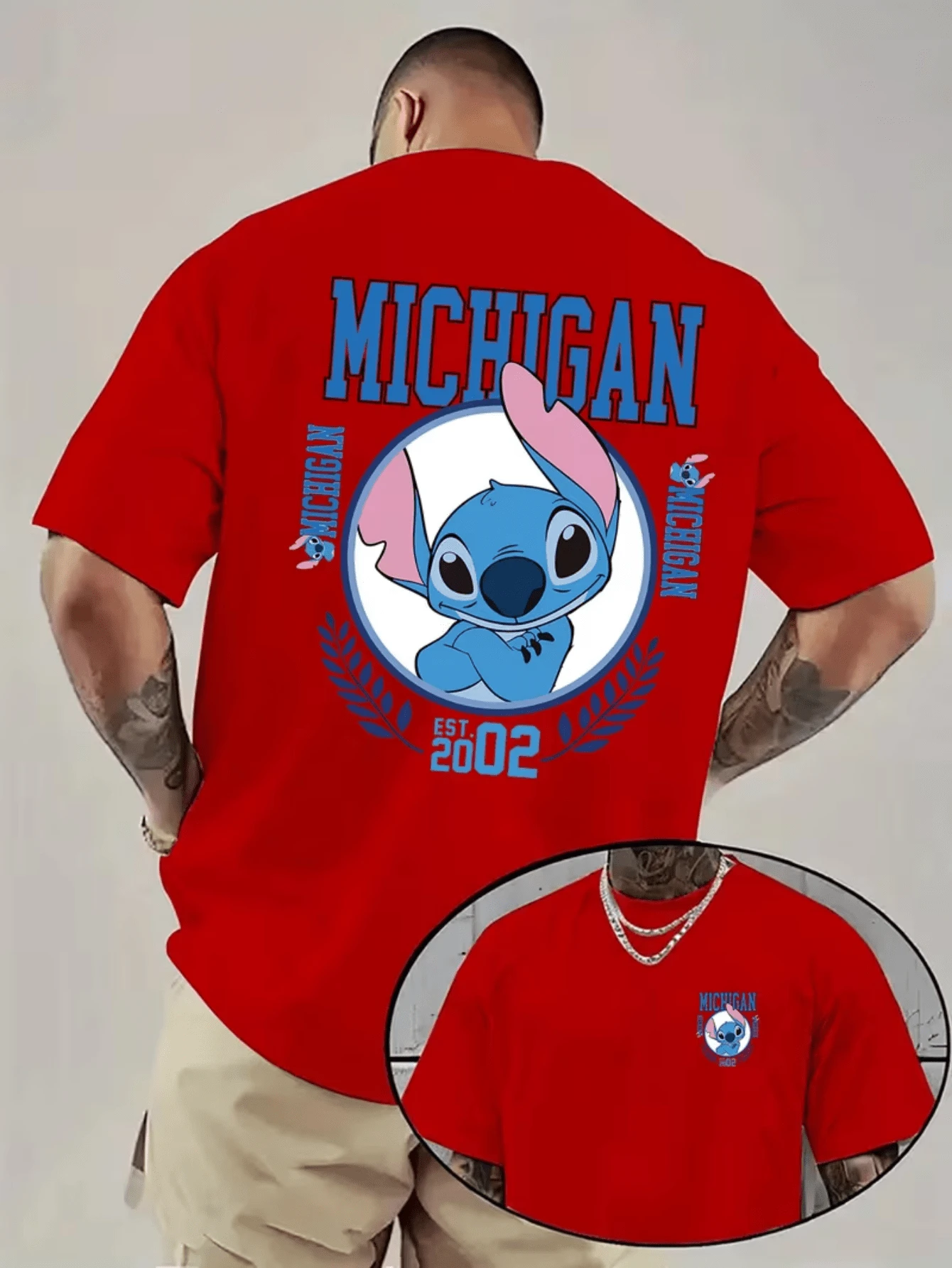 (Disney Licensed T Shirts)Disney Lilo & Stitch "Michigan" Collegiate Style Graphic Tee Men's Oversized Crew Neck Short Sleeve T-Shirt, Casual Streetwear With Stitch Logo Print, Varsity Aesthetic Loose Fit Casual Top, Mens Clothes, Men, Ropa De Hombre, Summer Clothes, Men Shirts, Graphic Tees, Disney Outfits Men, Graphic Tees, Camisetas Para Hombre, Camisas Para Hombre, Summer Outfits For Men, Father's Day Gift, Perfect Gift For Family And Friends, Which Are Necessary For Birthday Parties, Disney Shirts, Mens Clothes, Summer Clothes, Officially Licensed Disney T-Shirts, Disney Men's And Women's Spring/Summer Fashion Casual Short-Sleeve T-Shirts, Disney Top - Đỏ - Xem 1