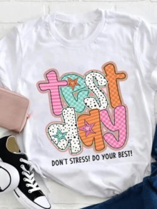 Colorful Phrase That Inspires Confidence And Joy With Large Letters Decorated In Vibrant Colors And A Motivational Message To Stay Calm In The Face Of Challenges. Casual, Comfortable, And Modern Women's T-Shirt - 白色 - 查看 6