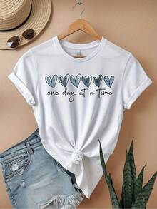 Corazones azules que simbolizan serenidad amor esperanza y equilibrio junto a una frase motivadora que invita a avanzar con calma cada día camiseta de mujer casual cómoda para uso diario - Blanco - Ver 6