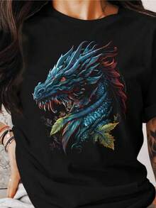 Dragón majestuoso con escamas azul turquesa y destellos rojos símbolo de energía y poder rodeado de hojas místicas y detalles luminosos camiseta de mujer casual moderna cómoda para uso diario - Negro - Ver 8
