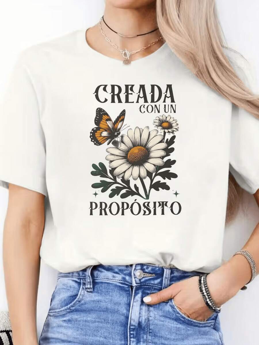 Mariposa y margarita simbolizan renacimiento fuerza interior y conexión espiritual mostrando que cada momento tiene sentido profundo y energía positiva camiseta de mujer casual moderna cómoda para uso diario - Blanco - Ver 1
