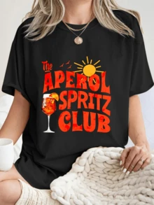 Sol brillante con aves sobre una copa de bebida refrescante que evoca tardes alegres junto al mar y momentos relajados entre amigos camiseta de mujer casual moderna cómoda para verano - Negro - Ver 6