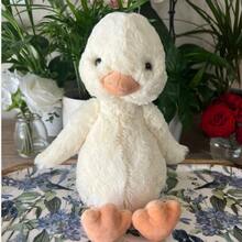 Adorable Fluffy White Duckling Plush Toy, Soft & Cuddly Duck Stuffed Animal, Perfect Bedtime Buddy, Cute Room Decor For Duck Lovers - 害羞鴨子 - 查看 6