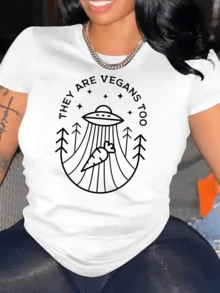 A Mysterious Flying Saucer Illuminates A Pine Field While Raising A Carrot, Symbolizing Harmony Between Nature And Extraterrestrial Life. A Casual Women's T-Shirt, Ideal For Vegan Lovers. - 白色 - 查看 1