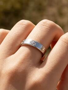 Nhẫn đeo ngón cái hình cỏ ba lá may mắn bằng thép không gỉ chất lượng cao, mạ vàng 18K, phù hợp cho cả nam và nữ, giúp giảm căng thẳng khi đeo hàng ngày. - Nhẫn bốn bông hoa - Xem 14