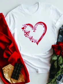 Corazón rojo formado por líneas suaves acompañado de mariposas y pequeños corazones que simbolizan la libertad del amor y la alegría del espíritu camiseta de mujer casual moderna cómoda para uso diario - Blanco - Ver 6