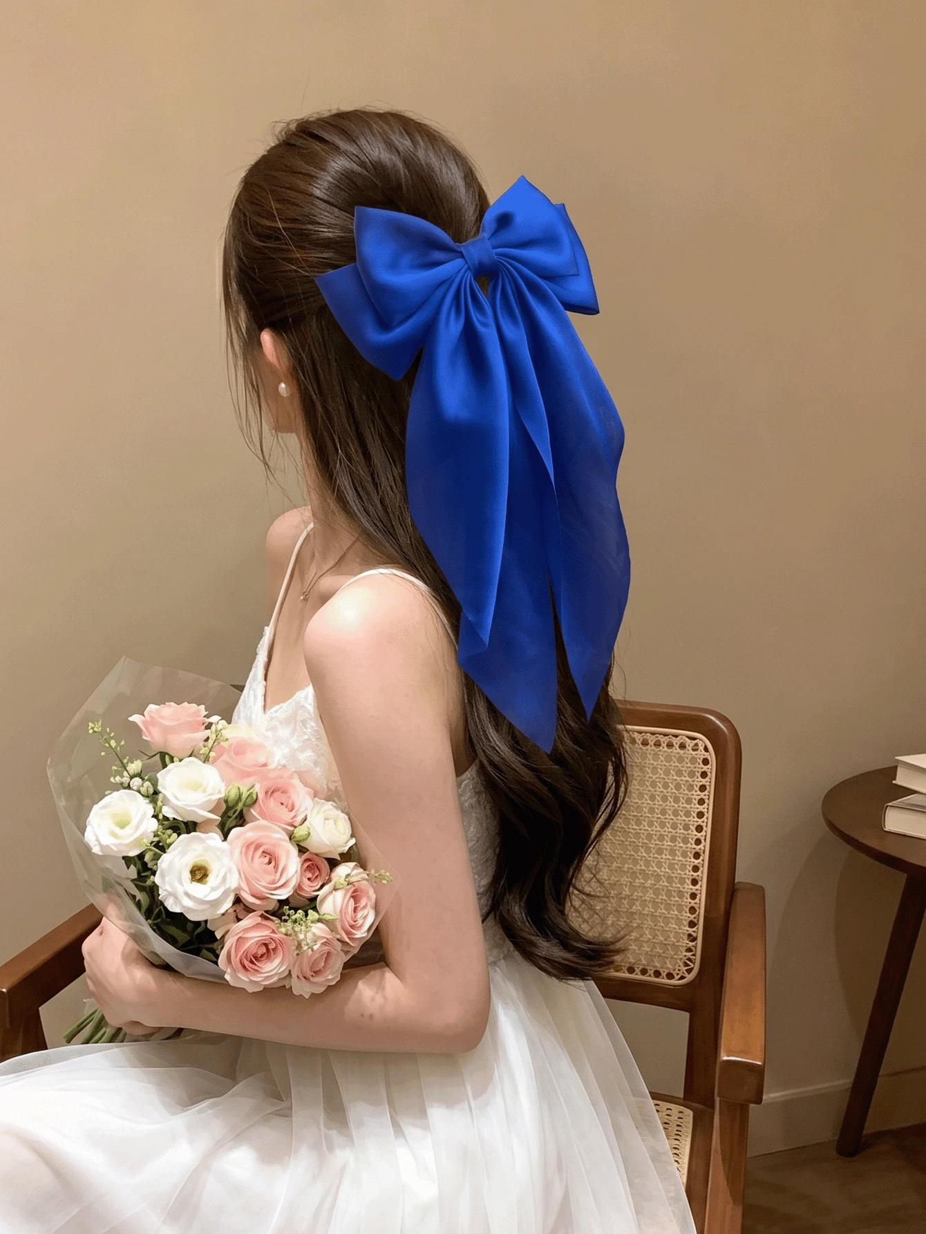 1件大號女款女孩用髮蝴蝶結夾，大尺寸絲滑緞面緞帶蝴蝶結髮夾，法式復古大髮夾，適合日常佩戴、派對、夏季海灘，髮爪髮夾