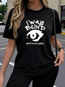 Symbolic Eye Representing Inner Awakening And Spiritual Clarity, Conveying A Message Of Self-Improvement And Personal Awareness. Modern Casual Women's T-Shirt For Everyday Wear. - 黑色 - 查看 1