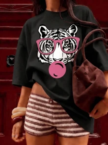 Tiger With Pink Glasses And Bubble Reflecting A Modern And Fun Free Spirit Full Of Youthful Energy, Comfortable Casual Women's T-Shirts For Summer - 黑色 - 查看 8