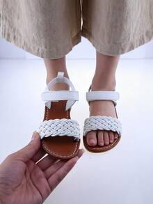Kids Girls White Braided Strap Sandals, Adjustable Hook-And-Loop Ankle Strap, Open Toe Flat Design With Woven Straps, Non-Slip Wear-Resistant Sole - White - View 4