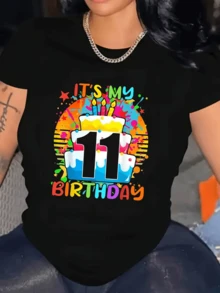 Pastel de cumpleaños colorido con número once rodeado de velas brillantes y salpicaduras festivas que transmiten alegría celebración y energía juvenil camiseta de mujer casual moderna ideal para festejar con estilo - Negro - Ver 1