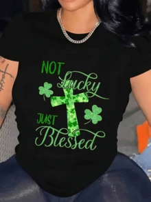 Cruz verde con tréboles simbolizando bendición y esperanza frente a la suerte expresando gratitud espiritual y energía positiva camiseta de mujer casual moderna cómoda para uso diario - Negro - Ver 1