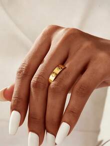 Nhẫn đeo ngón cái hình cỏ ba lá may mắn bằng thép không gỉ chất lượng cao, mạ vàng 18K, phù hợp cho cả nam và nữ, giúp giảm căng thẳng khi đeo hàng ngày. - Nhẫn bốn bông hoa - Xem 3