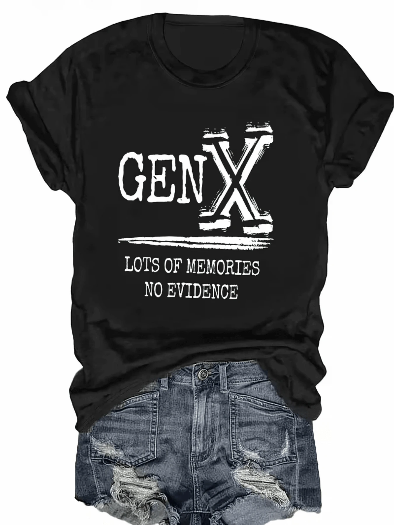 Texto grande con símbolo X que transmite fuerza independencia recuerdos y actitud libre reflejando un espíritu audaz contemporáneo con toque urbano camiseta de mujer casual cómoda para diario - Negro - Ver 1