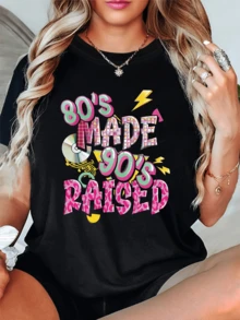 Inspirada en la energía retro que celebra la transición entre los llamativos años 80 y la creatividad vibrante de los 90 con letras multicolor y símbolos dinámicos camiseta de mujer cómoda y moderna para uso diario - Negro - Ver 6